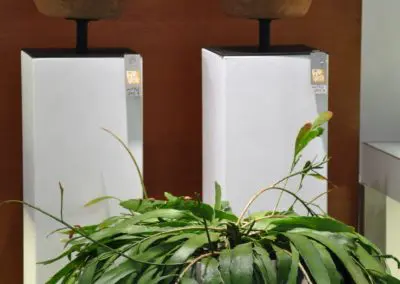 Deko Koepfe Auf Saeulen