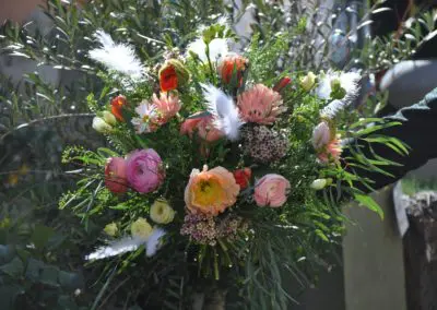 Luftiger Pastell Strauss F3